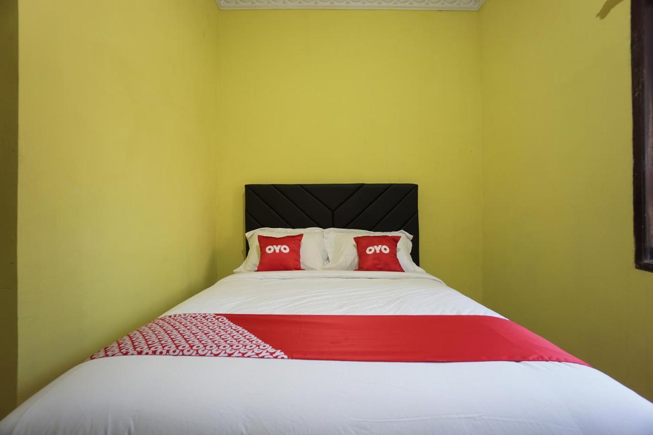 Oyo 2486 Bahana Guest House Manado Eksteriør billede